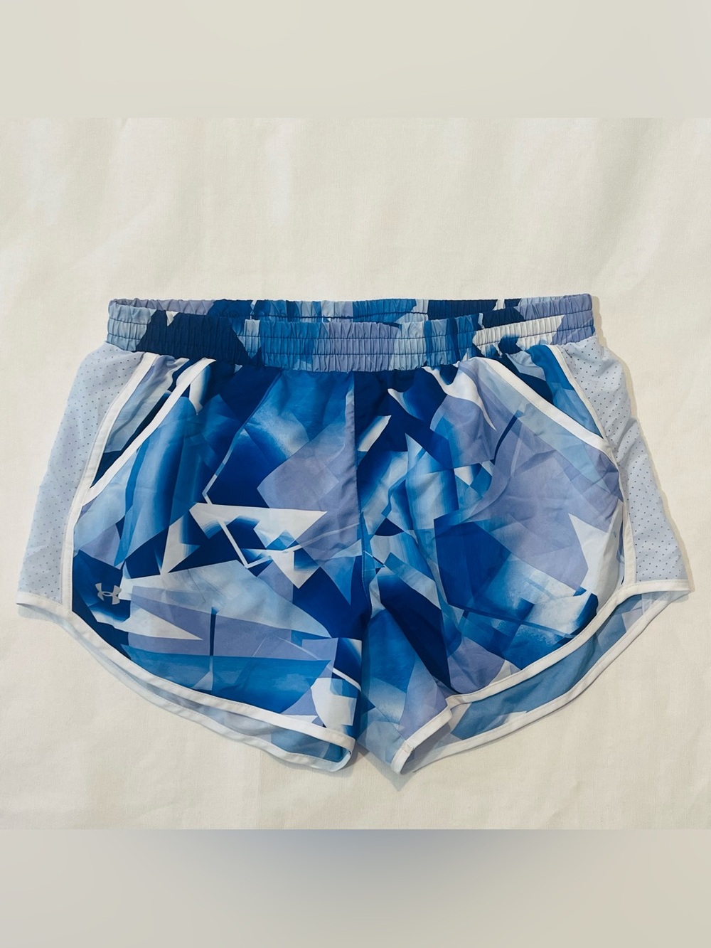 Under Armour Women’s Blue Geometric Athletic Shorts